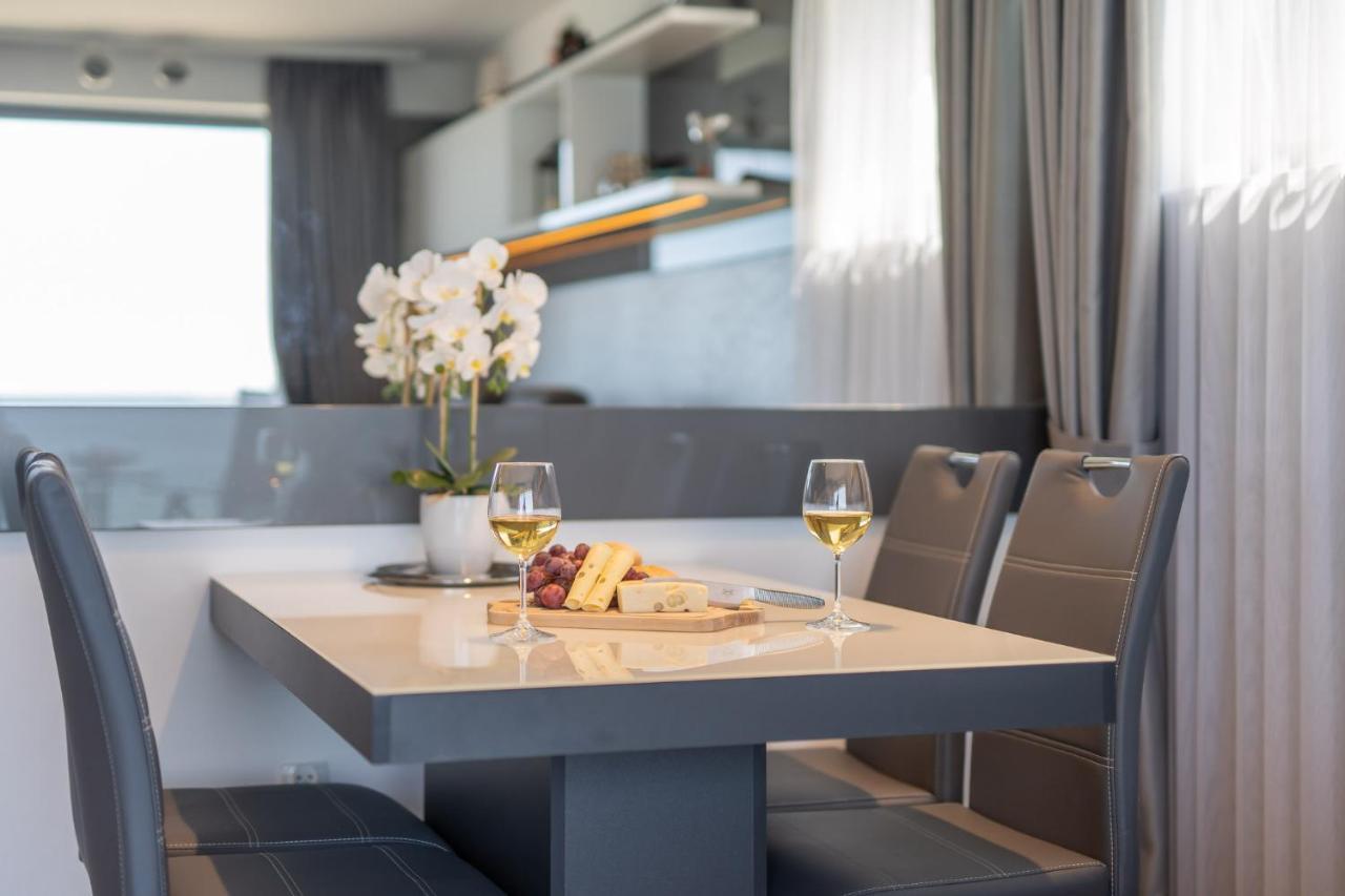 Na Klifie - Apartamenty Komfort, Widok Na Morze, Parking Ustronie Morskie Ngoại thất bức ảnh